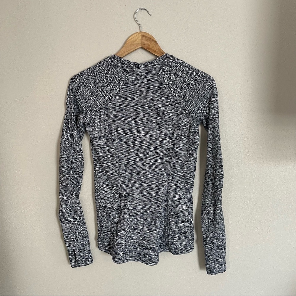 Lululemon 🍋 Runderful Long Sleeve Spaced Put Space Dye Black 6 - Picture 9 of 12